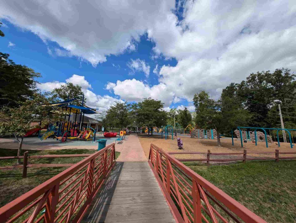 Independence Ohio Elmwood Park Playground